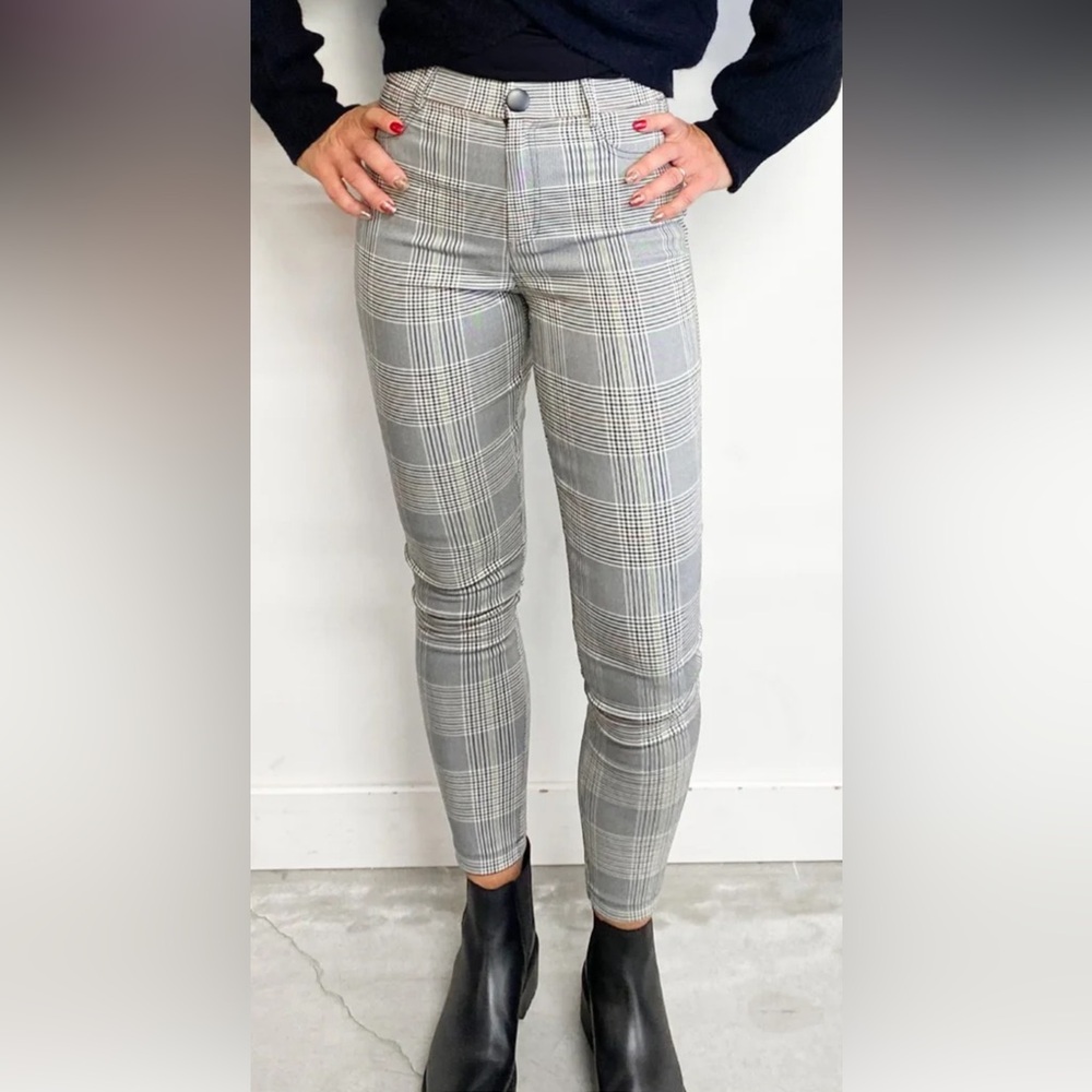 Pink Martini Plaid Skinny Pants XXS